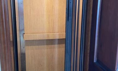 VENTA DE MANSIÓN CON VISTA AL RIO EN SAMBORONDÓN