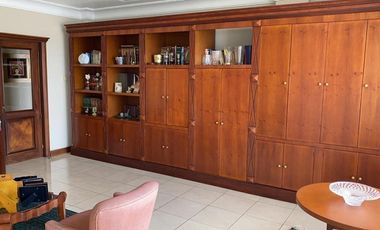 VENTA DE MANSIÓN CON VISTA AL RIO EN SAMBORONDÓN