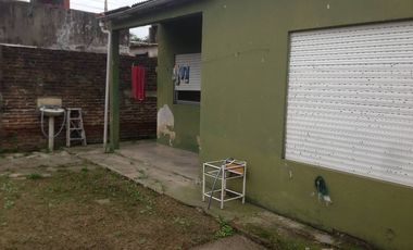 Casa para 2 Familias en venta en Wilde Este