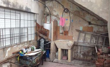 Casa para 2 Familias en venta en Wilde Este