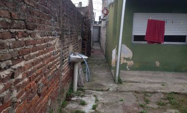 Casa para 2 Familias en venta en Wilde Este