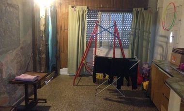 Casa para 2 Familias en venta en Wilde Este