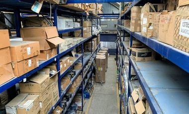 Bodega  con oficinas en Venta Tlalnemex