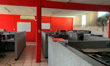 Bodega  con oficinas en Venta Tlalnemex