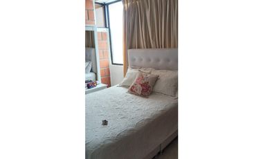 SE VENDE HERMOSO APARTAMENTO EN EL CENTRO SIN ASCENSOR