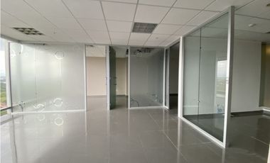 SE ALQUILA OFICINA 84Mts EN COSTA DEL ESTE JG