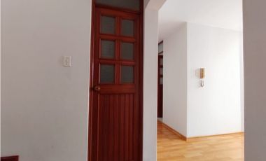 VENDO  DEPARTAMENTO TRIPLEX  EN URB. PESCASEROLI - TACNA