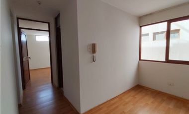 VENDO  DEPARTAMENTO TRIPLEX  EN URB. PESCASEROLI - TACNA