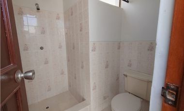 VENDO  DEPARTAMENTO TRIPLEX  EN URB. PESCASEROLI - TACNA