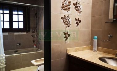 Venta Casa 6 ambientes - Nuñez  con Patio