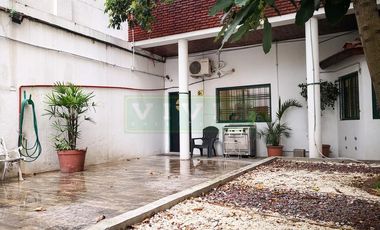 Venta Casa 6 ambientes - Nuñez  con Patio