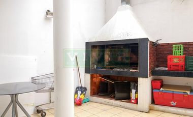 Venta Casa 6 ambientes - Nuñez  con Patio