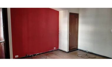 Lote ideal para edificio de vivienda u oficina. Zona Plaza Mitre.