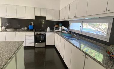 Casa en venta en Santa Maria De Los Olivos