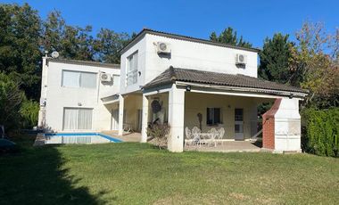 Casa en venta en Santa Maria De Los Olivos