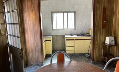 Chalet en venta en Bernal Oeste