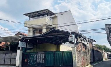 Rumah Dijual di Rempoa Dekat Stasiun MRT Lebak Bulus