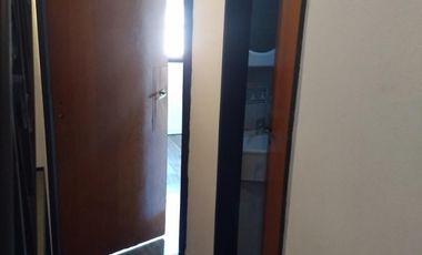 Venta de triplex 4 ambientes Villa Luzuriaga