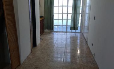 Venta de triplex 4 ambientes Villa Luzuriaga