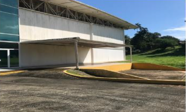 TERRENO 125 HECT EN COLON CON INSTALACIONES EMBOTELLADORA DE AGUA