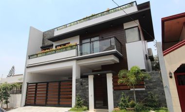 Fully Furnished Single detached hOuse high ceiling in pasig