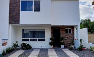 Casa en Venta en Fraccionamiento Sonterra, Querétaro