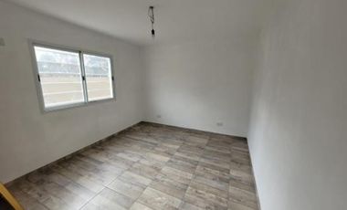 Duplex Al Frente De 4 Ambientes A Estrenar (1282)