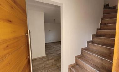 Duplex Al Frente De 4 Ambientes A Estrenar (1282)