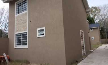 Duplex Al Frente De 4 Ambientes A Estrenar (1282)