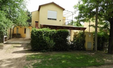 EXCELENTE COMPLEJO DE CABAÑAS TOTALMENTE EQUIPADO CON PISCINA SEMI CUBIERTA CLIMATIZADA FUNCIONANDO A PLENO TODO EL AÑO EN SIERRA DE LA VENTANA, VALLE