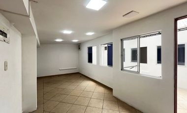 casa en arriendo en estoril. Cod A1012269