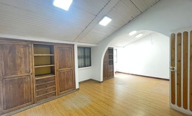 casa en arriendo en estoril. Cod A1012269