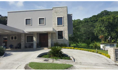 CASA EN ANCÓN CARDENAS VILLAGE 4REC 4B CBE  532M2  REMODELADA