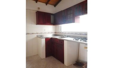 SE VENDE APARTAMENTO EN FLORENCIA - MEDELLIN