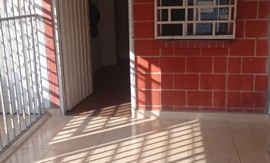 casa en venta en la aldea. Cod V4992