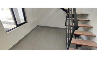 Venta de casa para estrenar de 110 M2 en 319 mill en La Mesa Cund