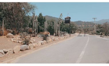 Se vende parcela con vista a la Laguna de Aculeo