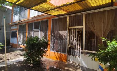 Casa a 3 cuadras de la playa bonfil Acapulco Diamante.