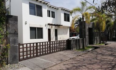 Casa en Fraccionamiento en Huertas del Llano Jiutepec - ARI-669-Fr