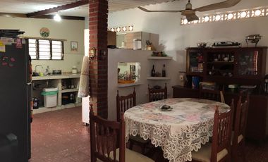 casalote en venta en los patios. Cod V9391
