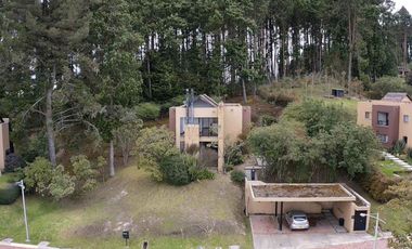 casa en arriendo/venta en antiguo camino al meta. Cod V20469