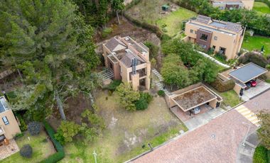 casa en arriendo/venta en antiguo camino al meta. Cod V20469