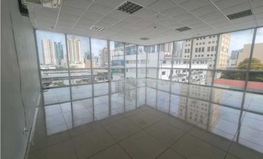 ALQUILER OFICINA VIA ARGENTINA 142.95 MTS 4 ESTACIONAMIENTOS