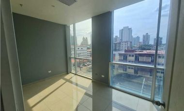 ALQUILER OFICINA VIA ARGENTINA 142.95 MTS 4 ESTACIONAMIENTOS