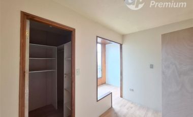 Arriendo Casa 3D 2B Sala de Estar 1 Estac. Techado UF 3.321