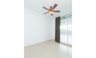 Alquilo apto en Condado del Rey 3 rec con L/B. IMG115