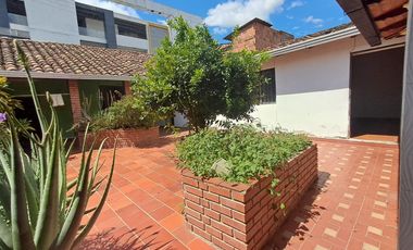 casa-local en arriendo en monserrate. Cod A117315