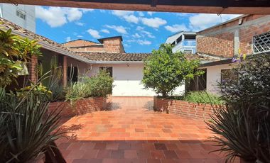 casa-local en arriendo en monserrate. Cod A117315