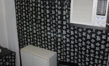 Local en galeria de 4 x 5 con entrepiso 3 x 3,  a 2 cuadras de la estación Jose Leon Suarez