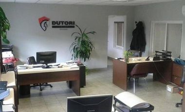 AMPLIO GALPON EN VENTA CON OFICINAS